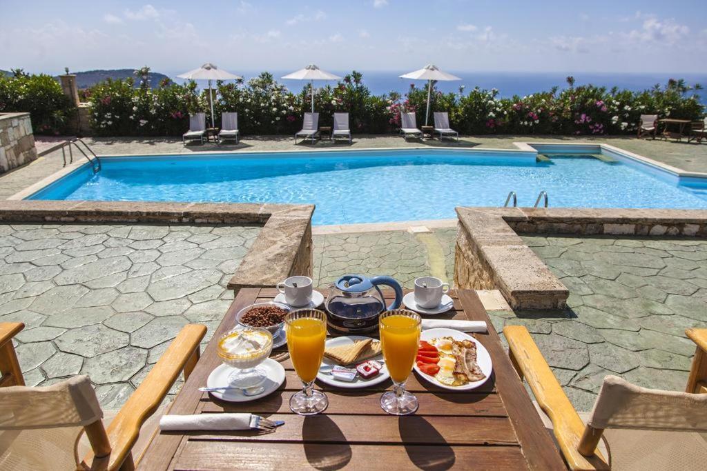 Niforos Panorama Apartment Vovikes Bagian luar foto