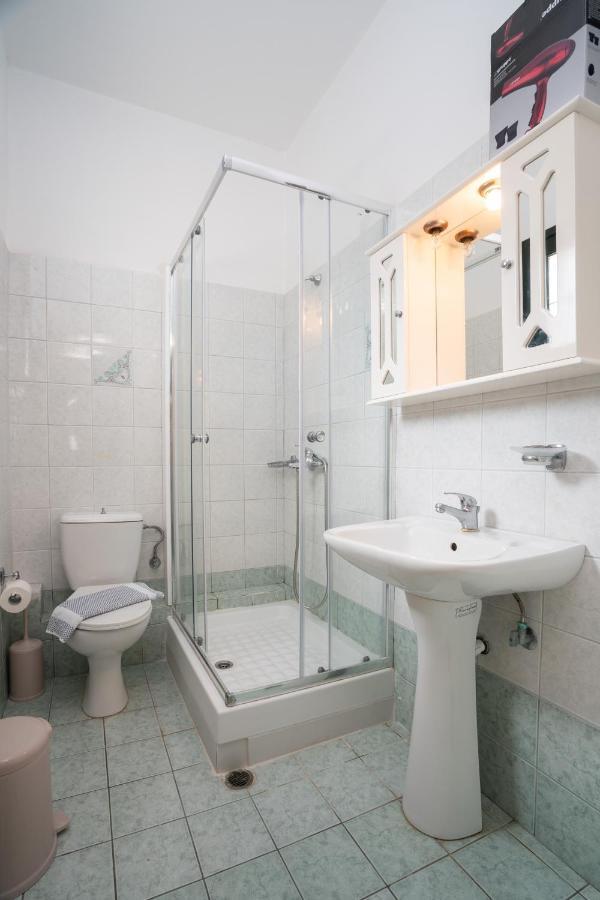 Niforos Panorama Apartment Vovikes Bagian luar foto